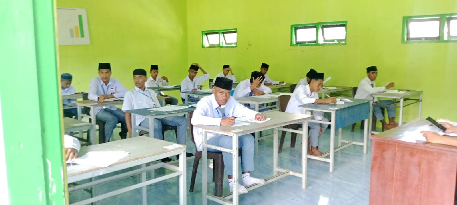 Sapala Putri : Tracking Tipis Tipis Berujung Moment Manis